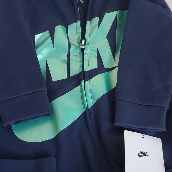 Nike/Jordan/Hurley Baby Coverall Hooded Bundle with Portable Changing Pad SZ 18M - Picture 13 of 14